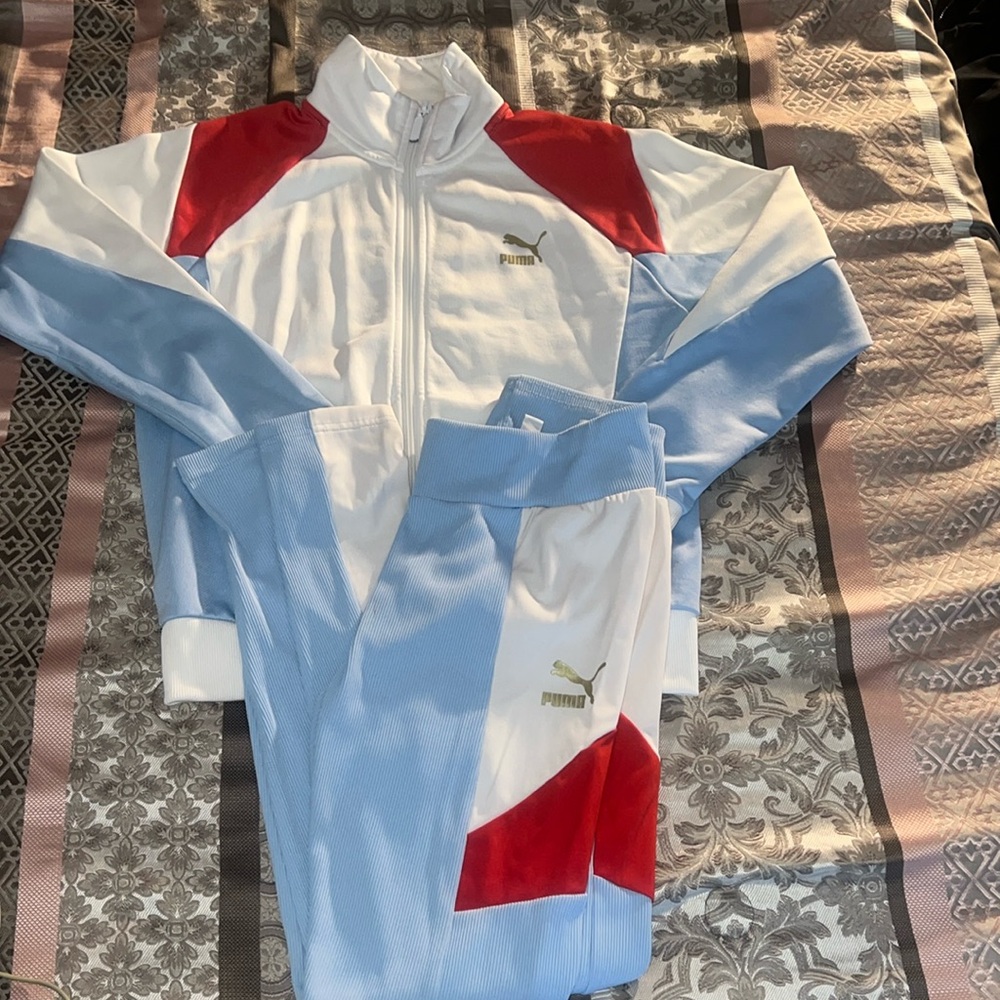 Puma crew neck and legging set